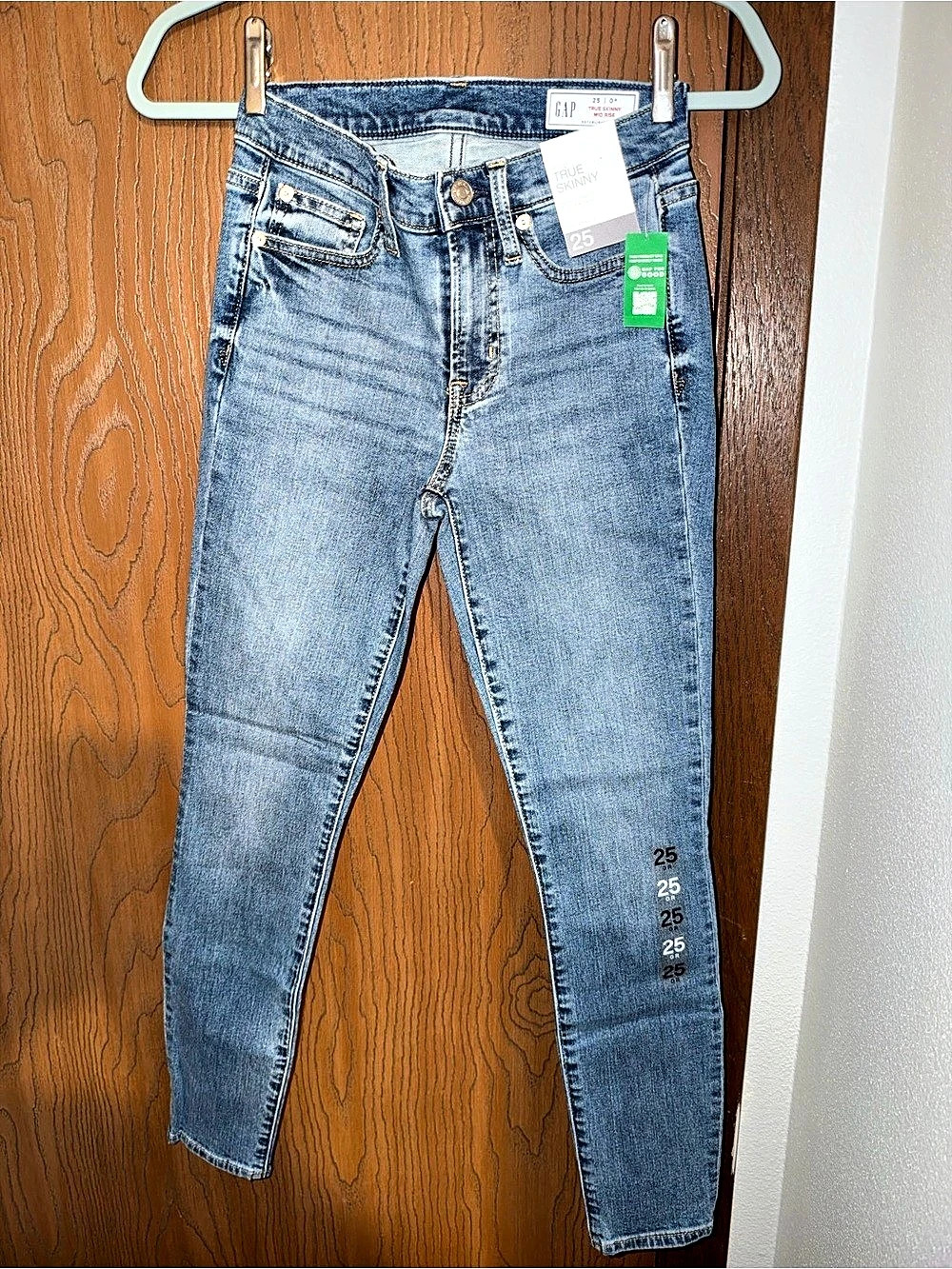 GAP True Skinny Mid Rise Mid Rise Blue Waist 25 NWT